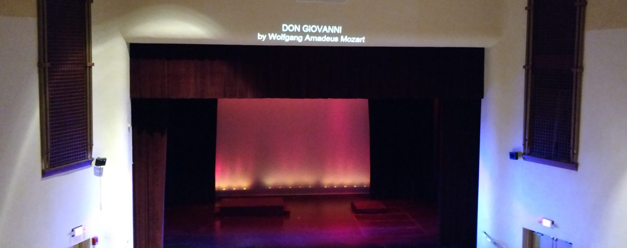 SuperTitles Software for Theatres